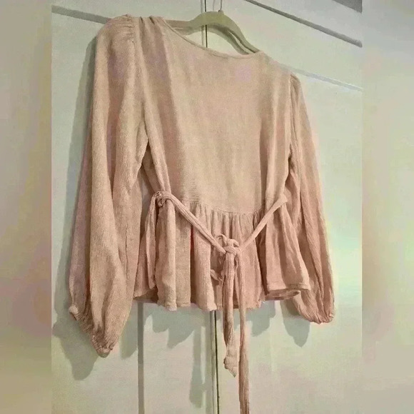 AE Light Pink Peplum Blouse - Picture 5 of 5